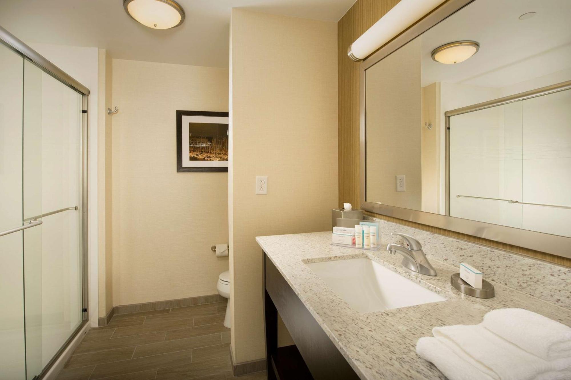 Hampton Inn & Suites Baltimore/Woodlawn Exterior foto