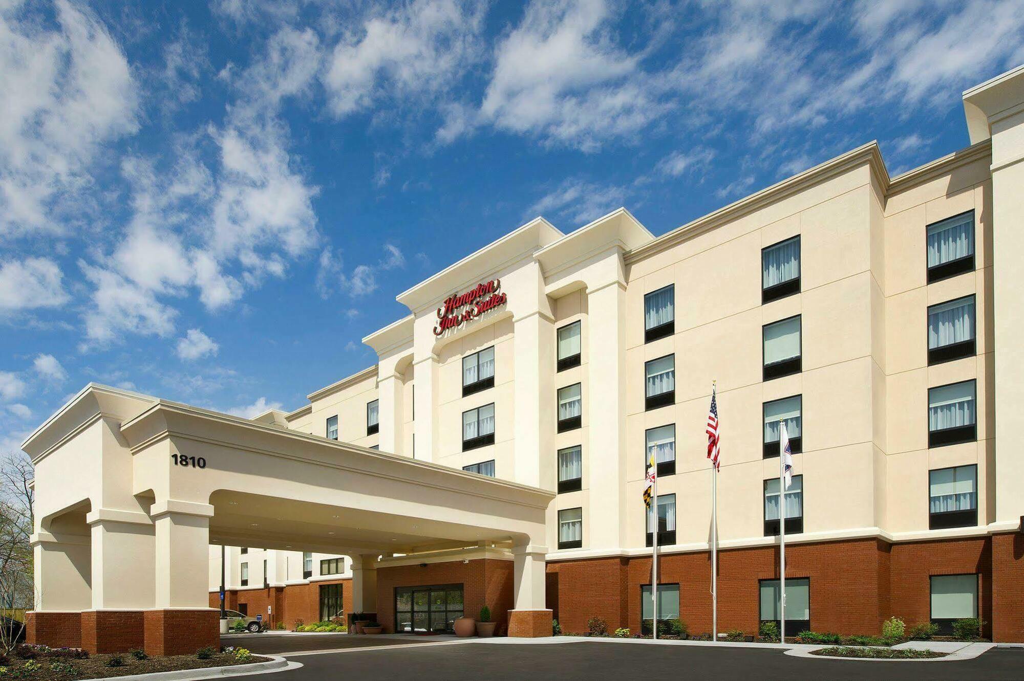 Hampton Inn & Suites Baltimore/Woodlawn Exterior foto